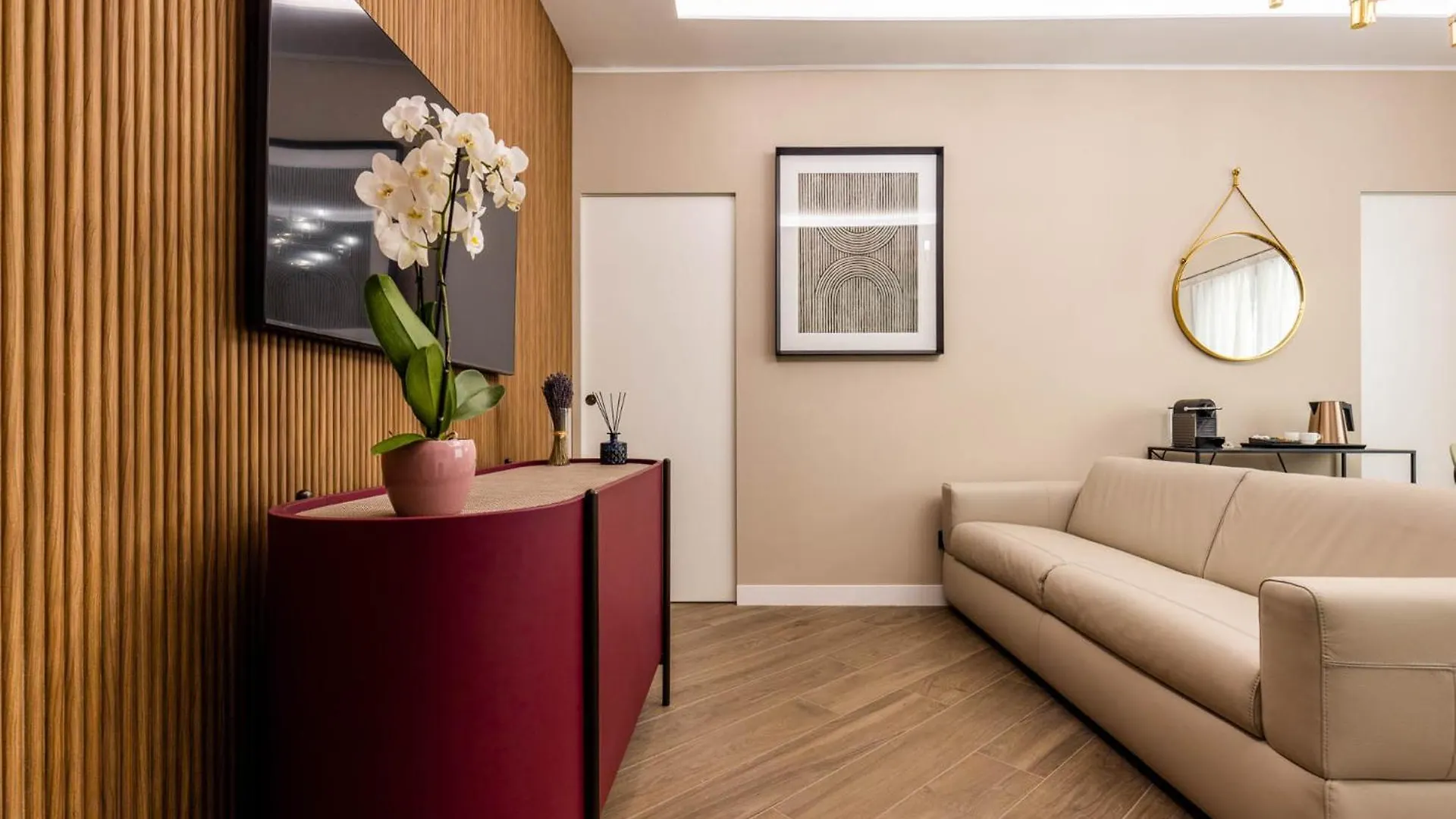 Apartment Van Gogh Golden House Next To Duomo Milan